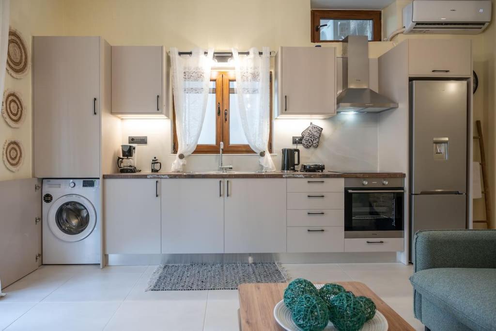 Perion Stone Sea Front Apartment